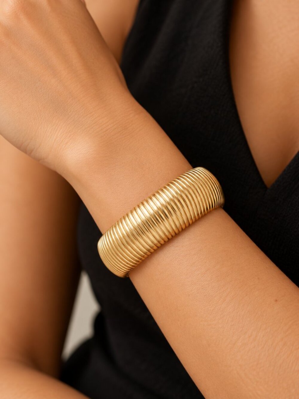 J.Crew Gold Ribbed Bangle Bracelet Chunky Wide Statement Jewelry NWOT